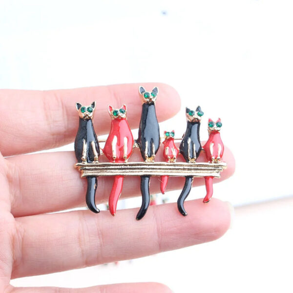 Pomlee 6-cats Standing Brooches For Women Animal Cats Family Friends Broches Fashion Bijouterie Broche Femme Bijoux De L