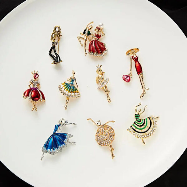 Mix Style Cute Dancing Ballet Girl Dancer Crystal Rhinestone Brooches for Women Pin Bijouterie Corsage Fashion Wedding J