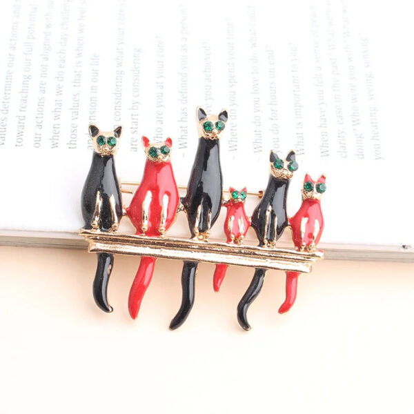 Pomlee 6-cats Standing Brooches For Women Animal Cats Family Friends Broches Fashion Bijouterie Broche Femme Bijoux De L
