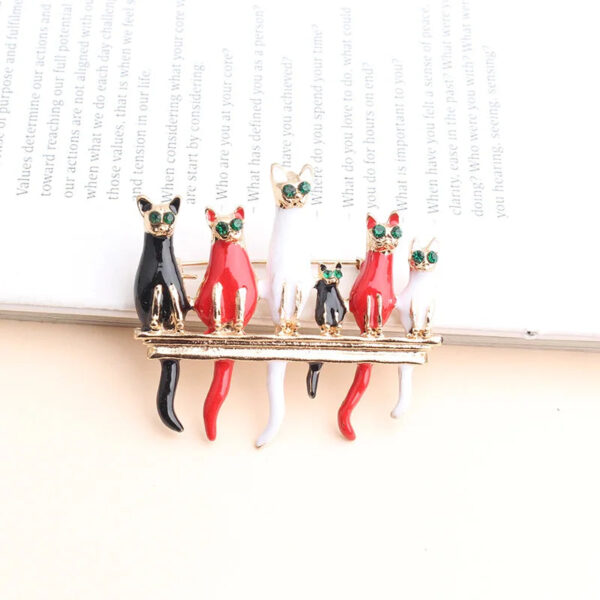 Pomlee 6-cats Standing Brooches For Women Animal Cats Family Friends Broches Fashion Bijouterie Broche Femme Bijoux De L