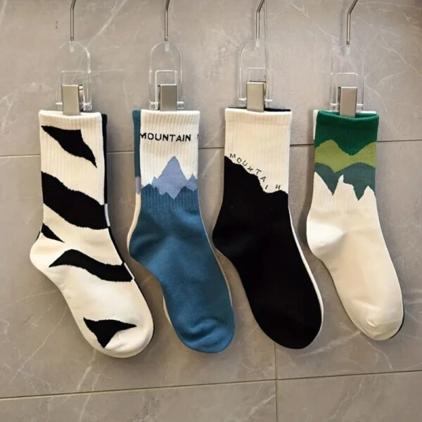 4pairs Unisex Graphic Socks, Comfortable Breathable Soft Crew Socks For Workout, Casual Walking, Running, Sports, Women