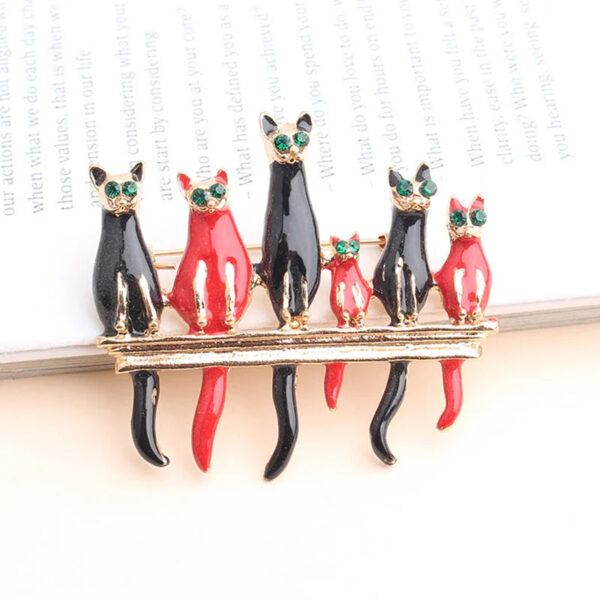 Pomlee 6-cats Standing Brooches For Women Animal Cats Family Friends Broches Fashion Bijouterie Broche Femme Bijoux De L