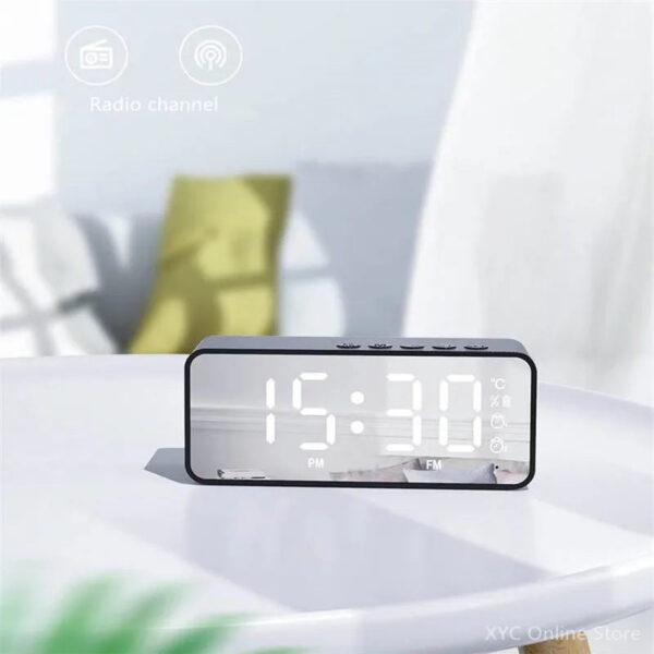 Wireless Bluetooth Speaker Small Mini Alarm Clock Portable Cannon Mini Voice Broadcast the Card Instert Vehicular Audio